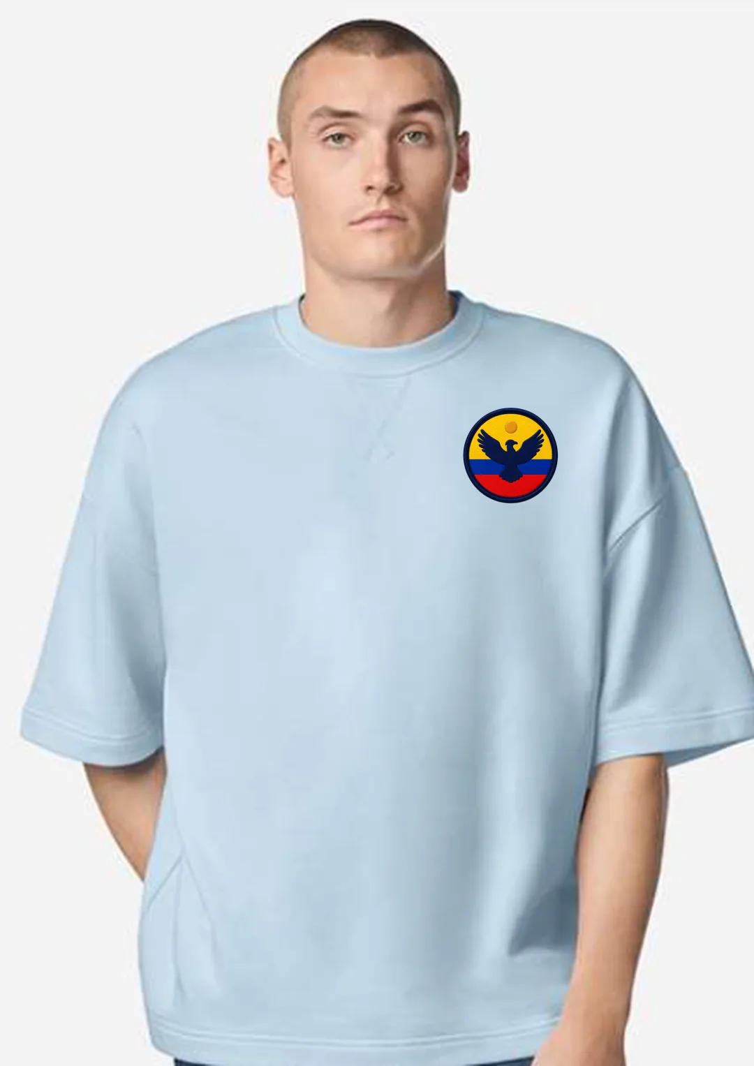 Camiseta oversized Ecuador — Parche Bordado (Powder Blue)