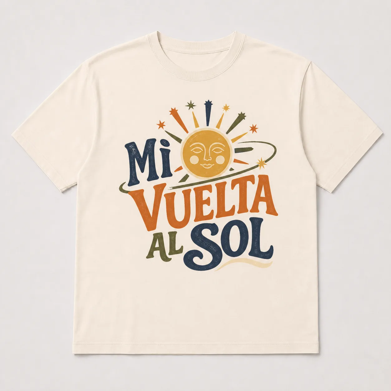 Camiseta Cream con el estampado «Mi Vuelta al Sol»