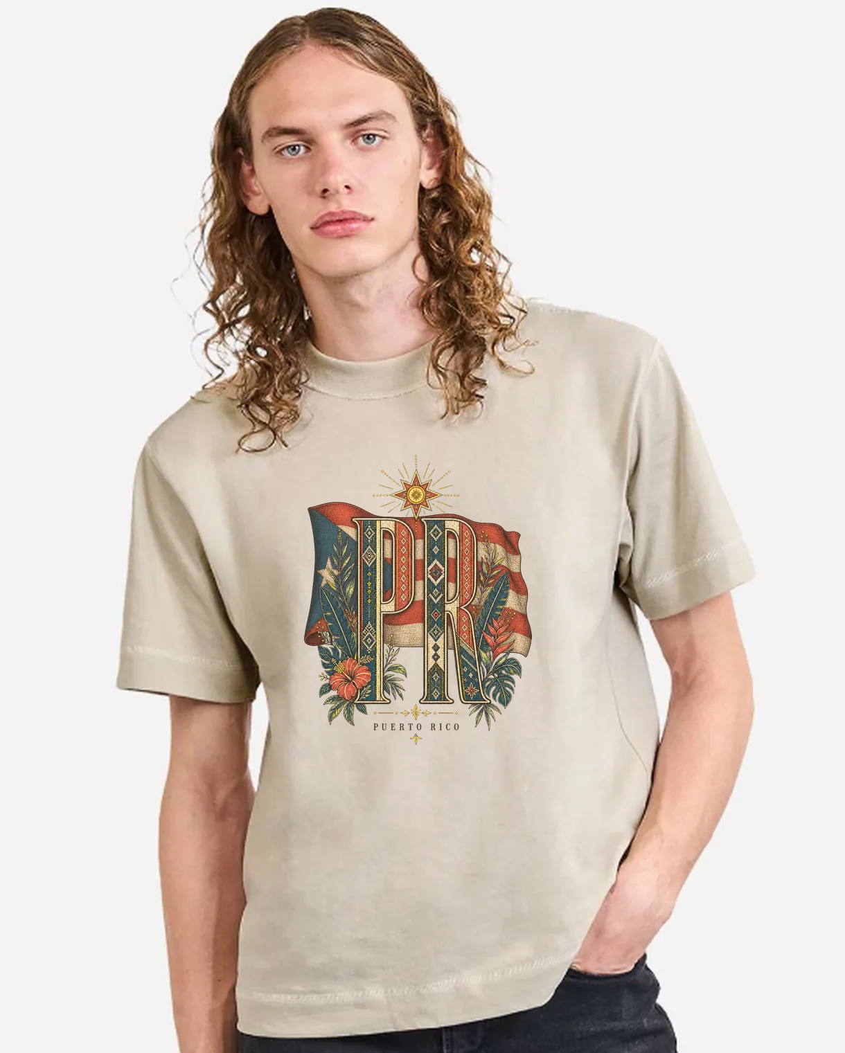 Camiseta oversized Cream con el diseño Puerto Rico — Código de Origen estampado al frente
